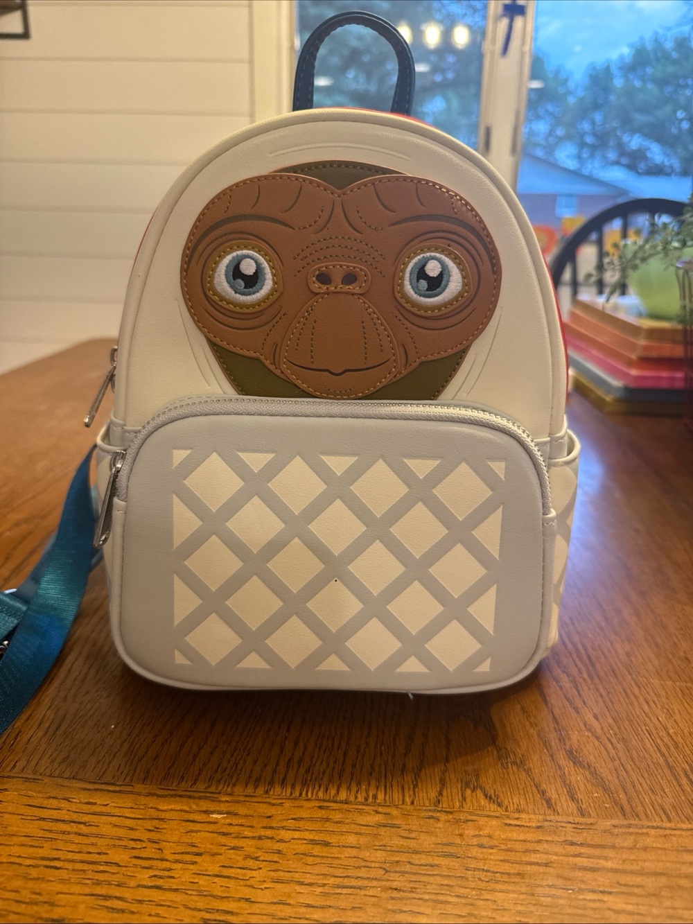 Universal Studios E.T. Extra Terrestrial Loungefly Mini Backpack NWT